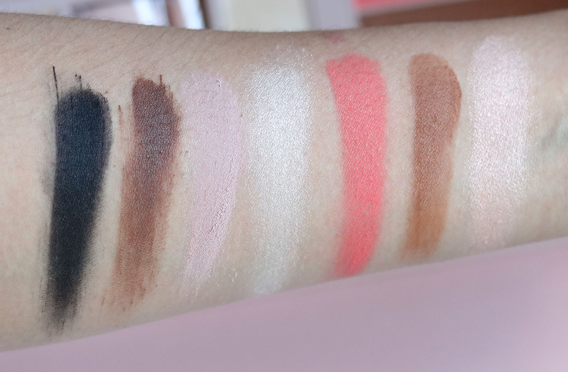 Gigi Hadid X Maybelline Complete Collection Review