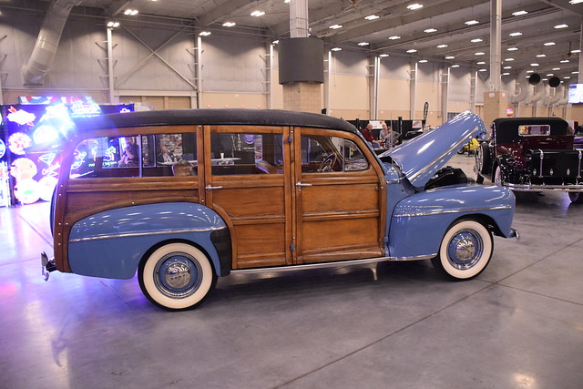 47 Ford Super Deluxe Woody Wagon