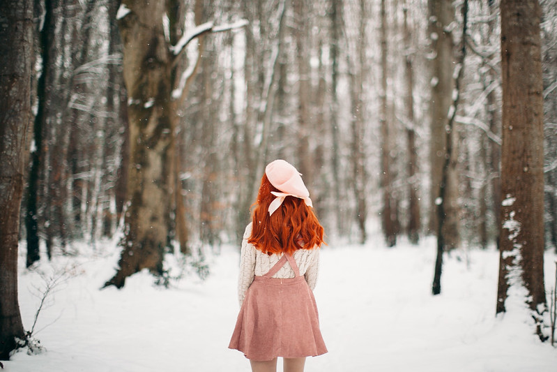 snow, snow day, pink beret, pastel snow outfit, pastel winter outfit