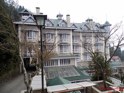 hotel accommodation cedarinn darjeeling india