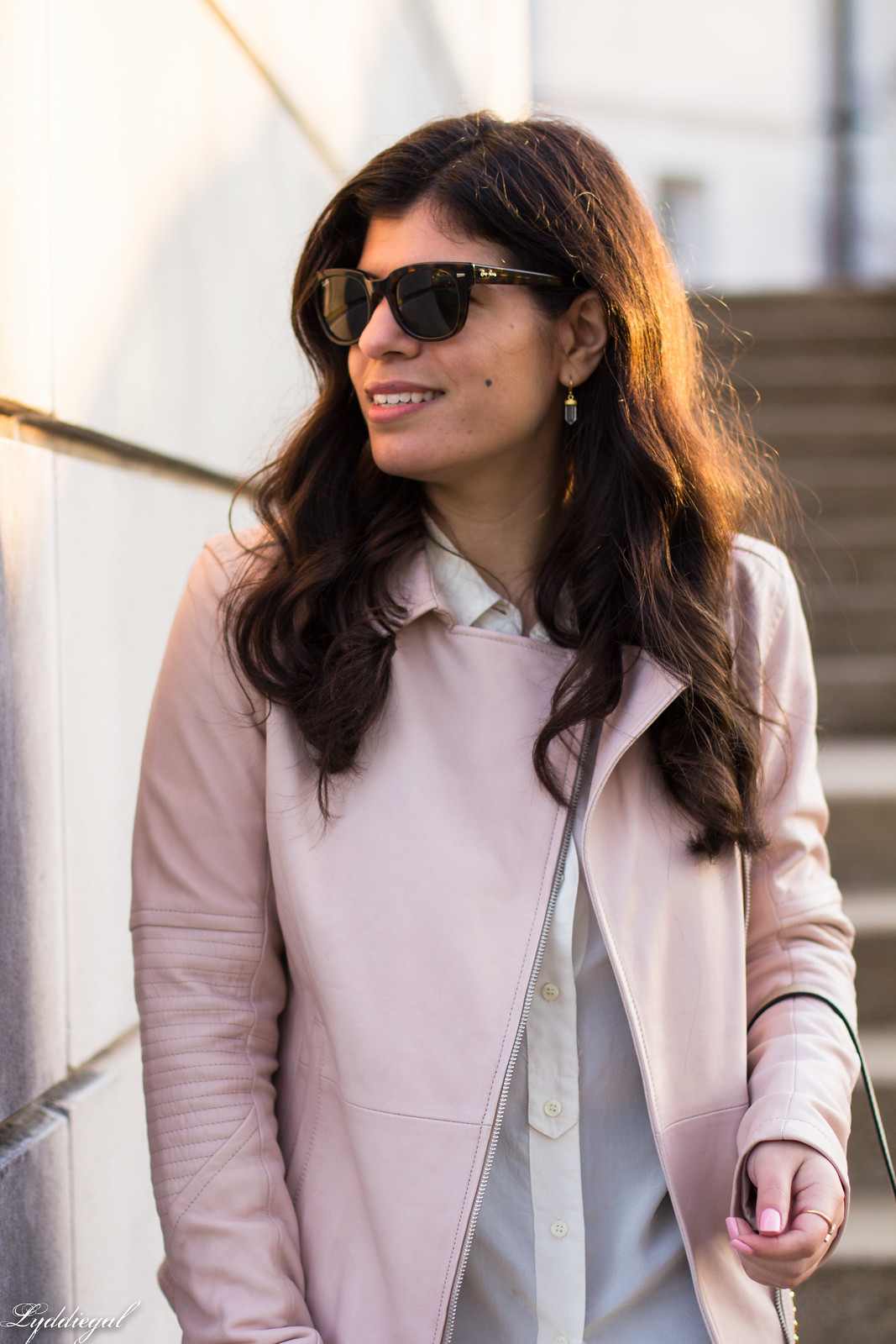 Pink leather jacket, white silk blouse, grey denim, silver mules-20.jpg