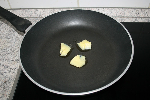 35 - Butterschmalz in Pfanne erhitzen / Heat up ghee in pan
