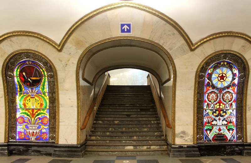 más bonitas estaciones del metro de Moscú