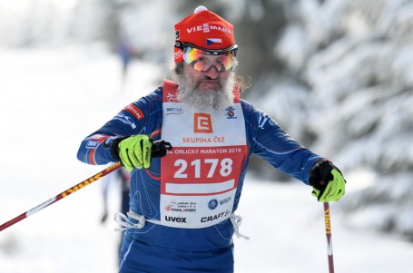 Orlický maraton se posunul za sněhem, přilákal 800 závodníků
