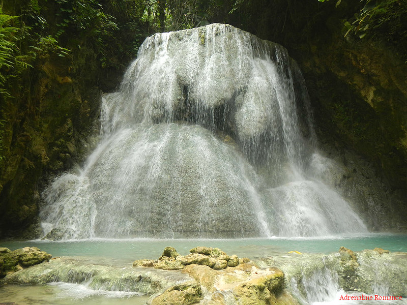 Aguinid Falls