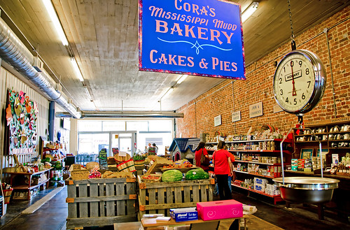 watervalley mississippi smalltown south corasmississippimuddbakery cakes pies baked dessert sweet treats btcgrocery grocer grocery btcoldfashionedgrocery usa