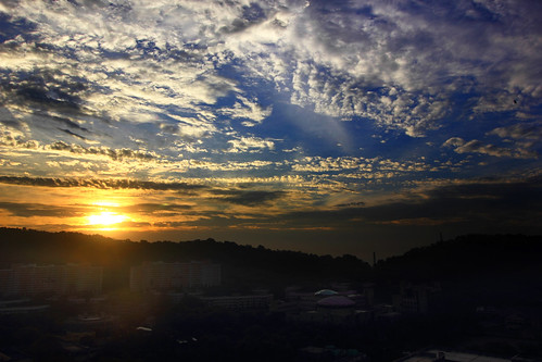 sunrise debmalyamukherjee canon550d 1018mm dawn morning mumbai clouds hills