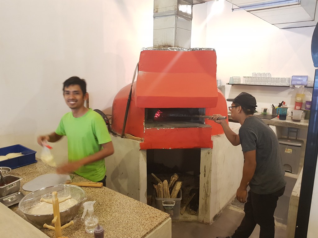 @ Wood Fire Oven Pizza Seksyen 13 Shah Alam