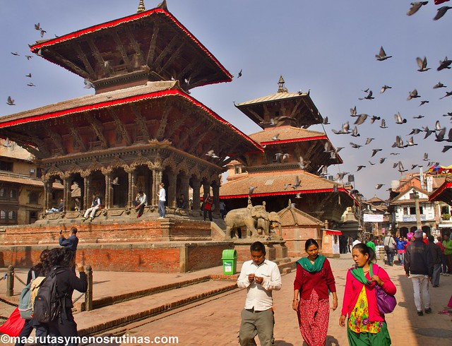 Por el cielo y el infierno de NEPAL. Trek Langtang - Blogs de Nepal - Patán, Bodhunath y Swayambhunath: alrededores de Katmandú. Despedida de Nepal. (4)