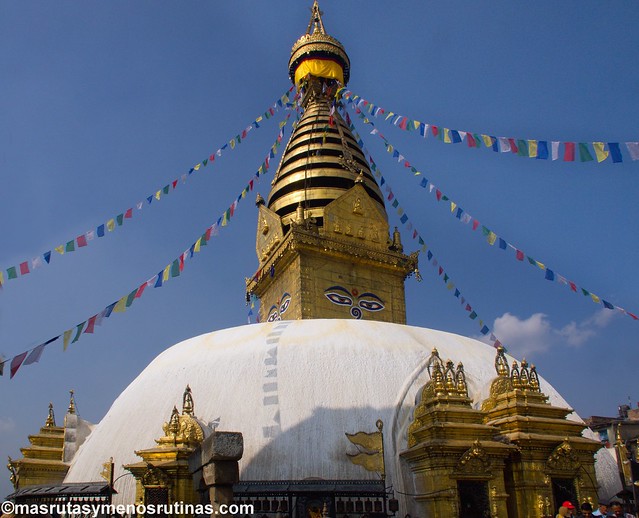 Por el cielo y el infierno de NEPAL. Trek Langtang - Blogs de Nepal - Patán, Bodhunath y Swayambhunath: alrededores de Katmandú. Despedida de Nepal. (10)