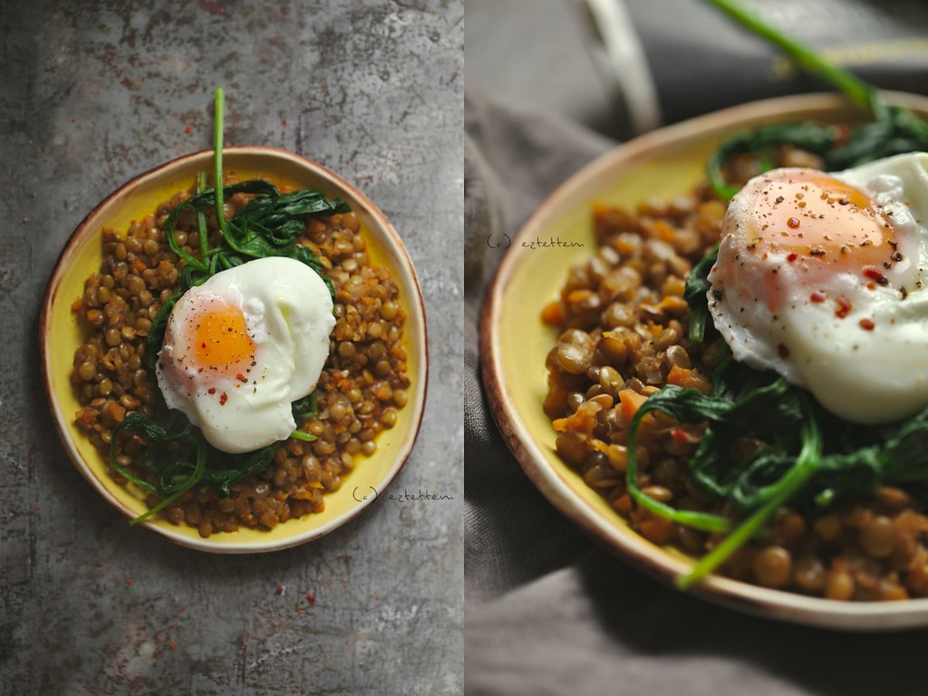 lentil stew with spinach and poached egg