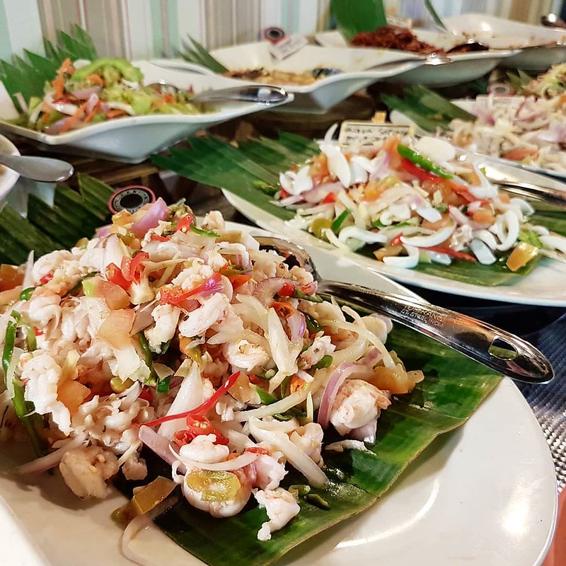 Prawn, fish and squid Hinava, part of the extensive dishes at Asia Rasa Citarasa Kamping, Karamunsing Capital. A good place for Malay cuisine in KK. - halal