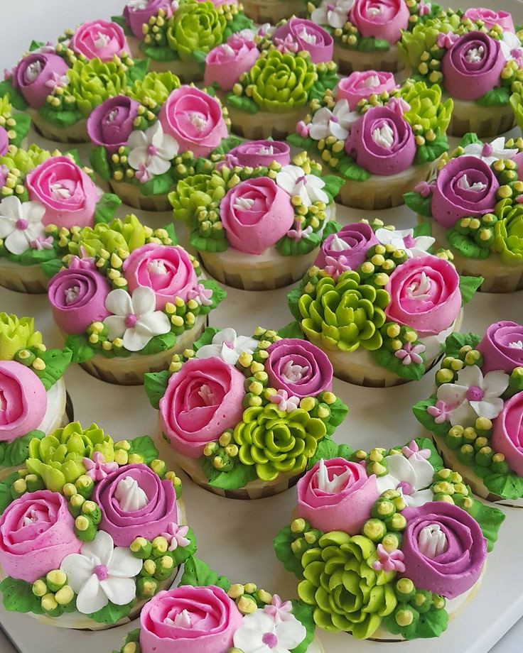 pink green capcake Tega Makannya Dekorasi bunga cantik 