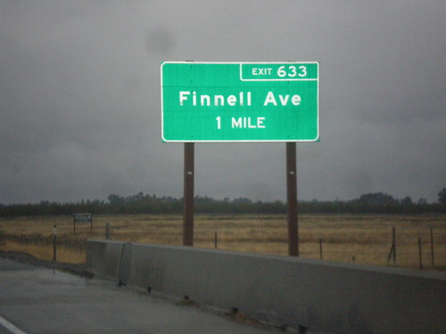 i5 tehamacounty california sign freewayjunction intersection biggreensign