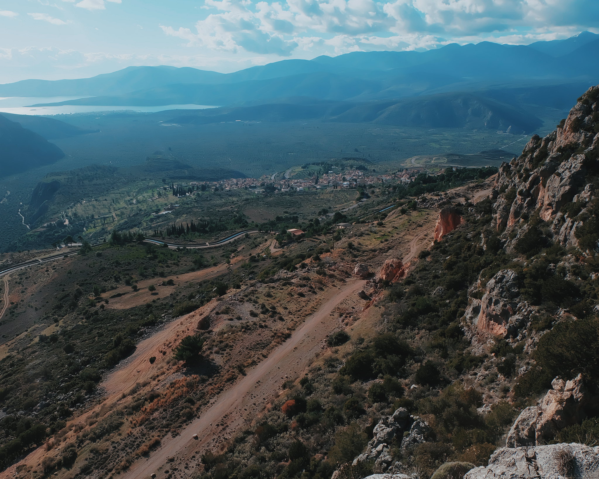 Oracle of Delphi Greece location