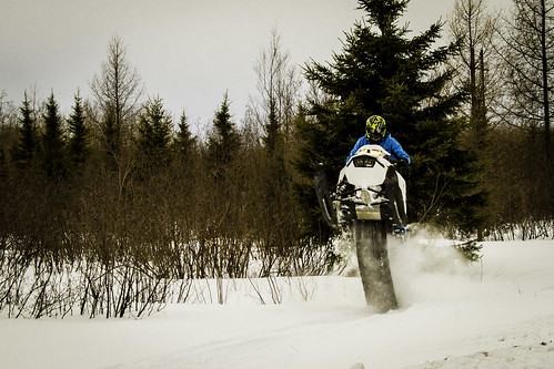 bombardier skidoo snowmobile snowmobiles winter wintersport wintersports snow northernontario ontario canada
