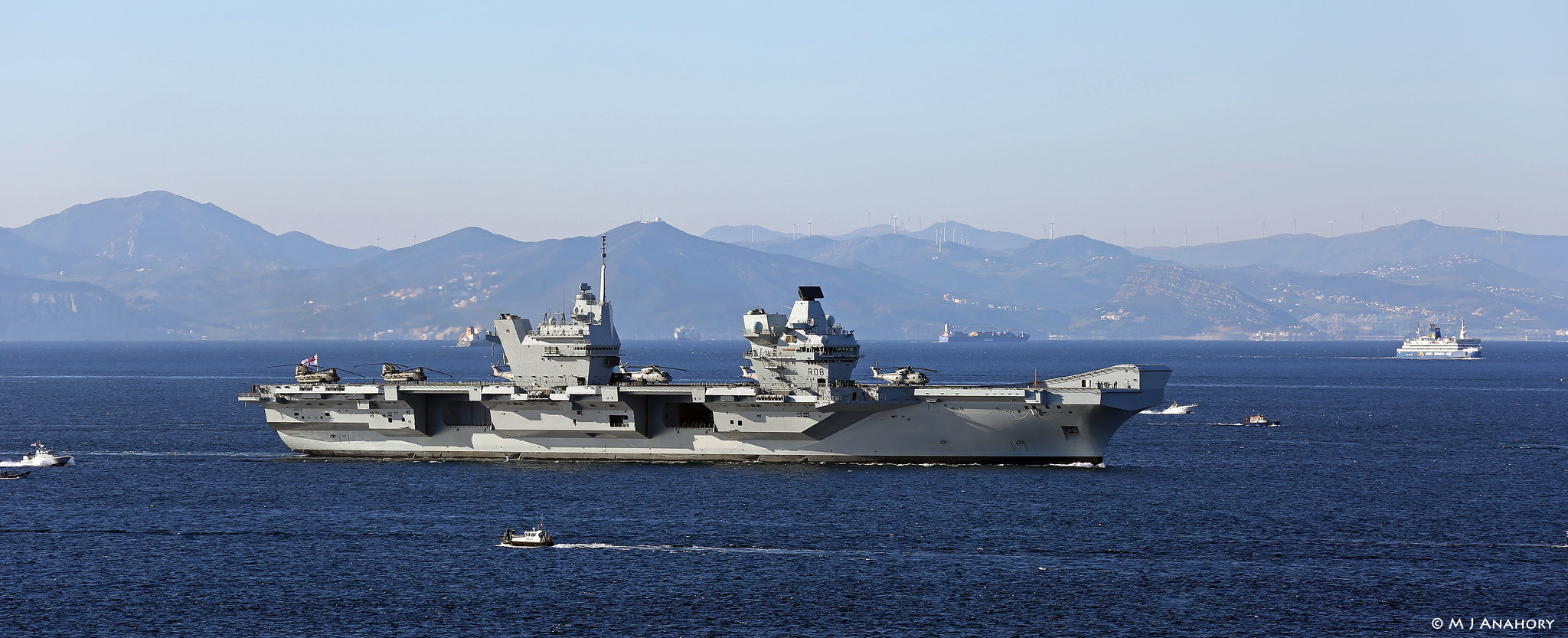 Aircraft Carrier (HMS Queen Elizabeth & HMS Prince of Wales) - Page 24 39269900265_5a364004f7_k