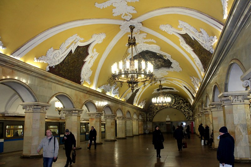 estaciones más bonitas del metro de Moscú