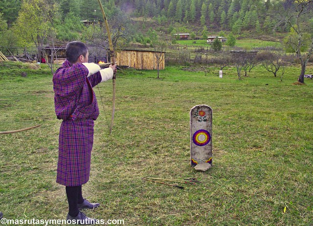 Bumthang: Festival Jambey en el valle espiritual de Bután - Por los monasterios y bosques de BUTAN (20)