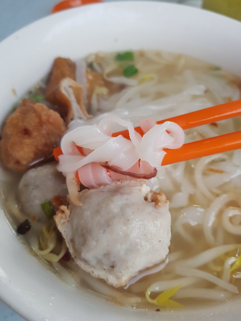 金寶魚丸河粉 Kampar Fish Ball Noodle $6.50 & 薏米水 Barley $1.70 @ Only U Restaurant Shah Alam Glenmarie