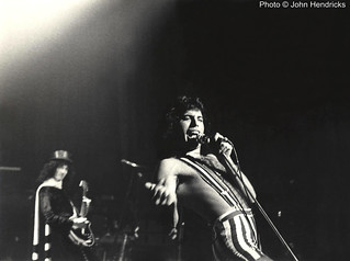 Queen live @ St. Paul - 1976