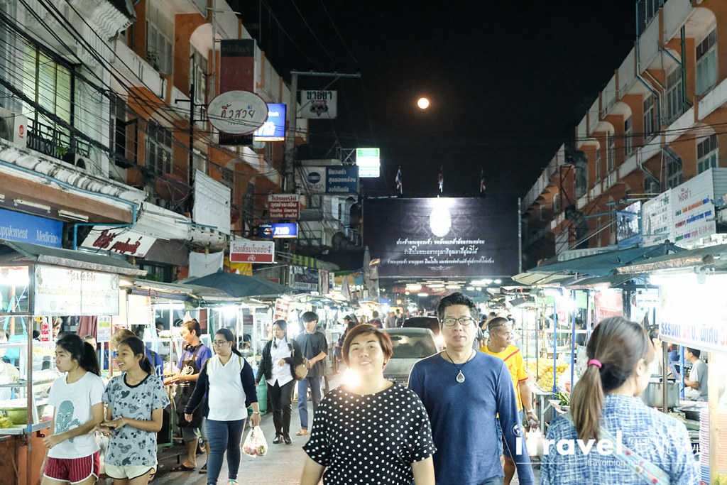 曼谷夜市推荐 查龙四夜市Chok Chai 4 Night Market (16)