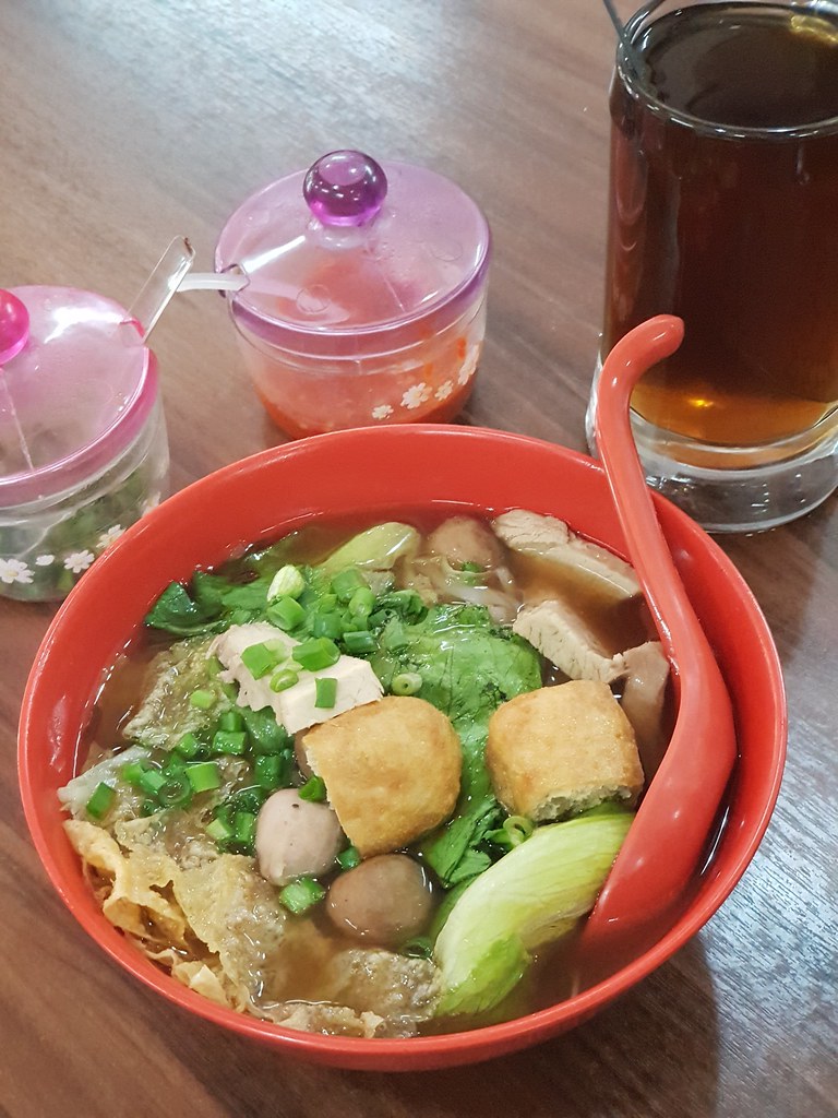 肉骨茶麵 Bak Kut Teh Mee $7.50 @ 回味食店 Restoran Hui Wei Glenmarie Shah Alam
