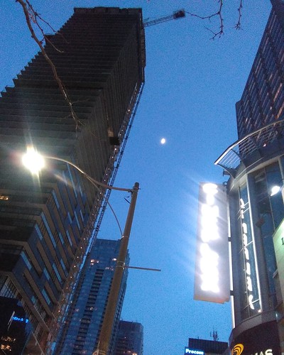 Moon south on Yonge