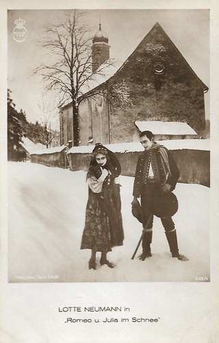 Lotte Neumann and Gustav von Wangenheim in Romeo und Julia im Schnee (1920)