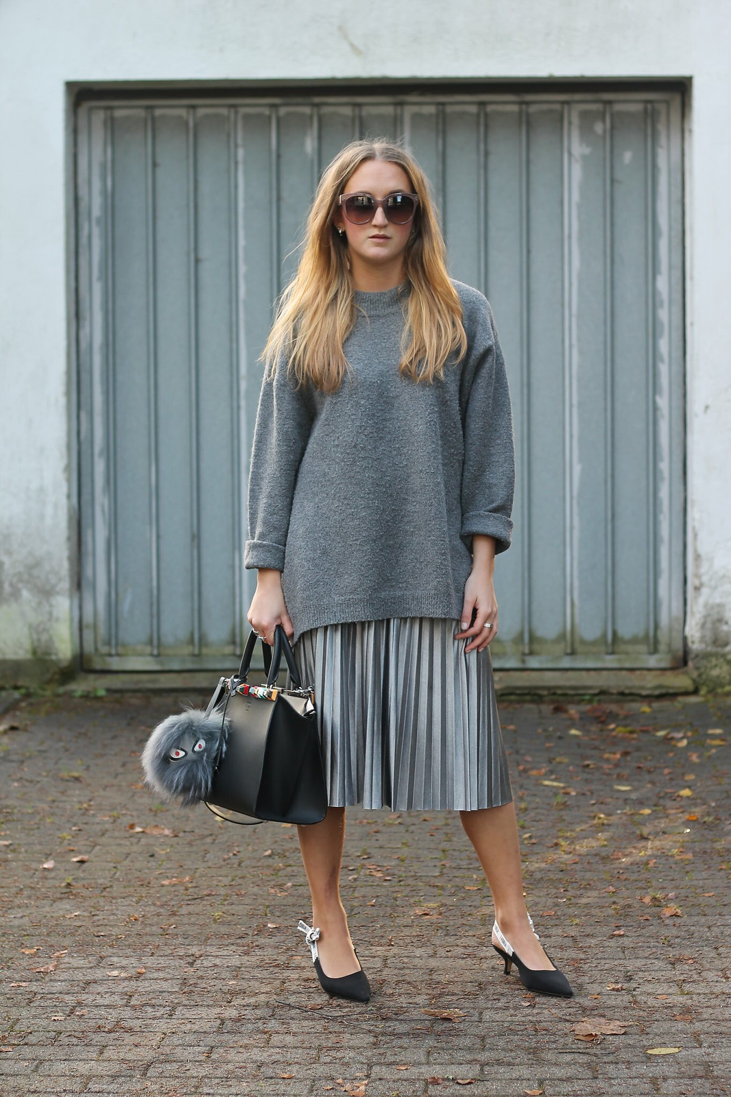 silver-skirt-and-sweater-wiebkembg