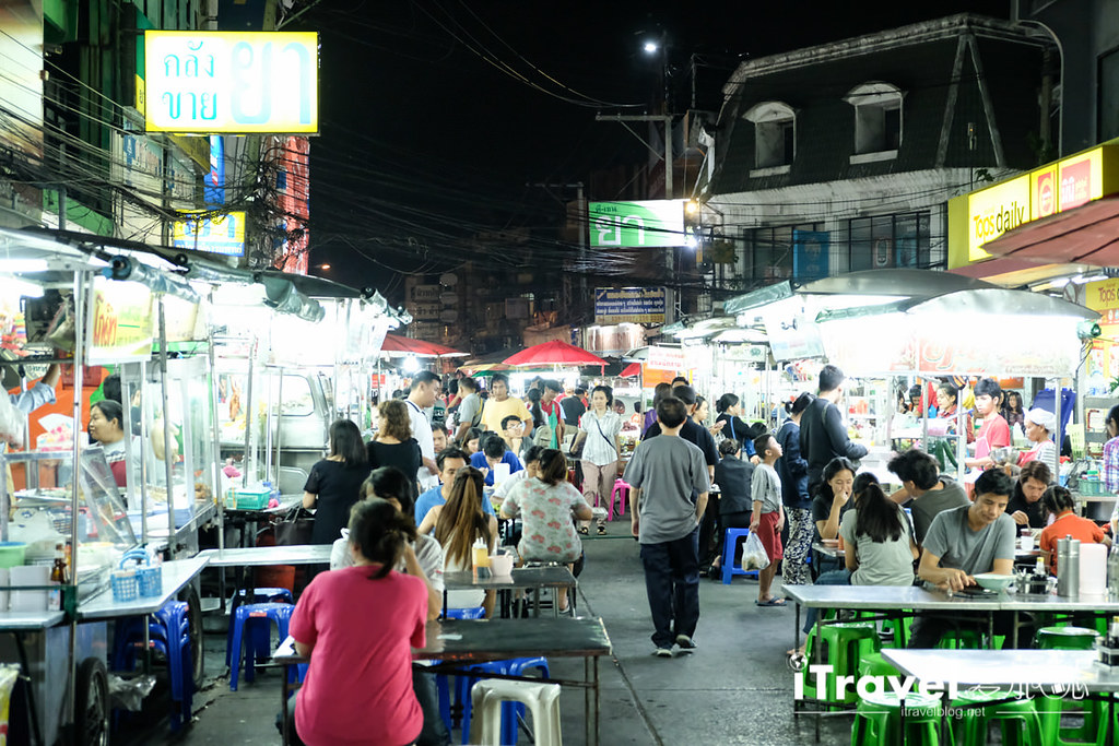 曼谷夜市推荐 查龙四夜市Chok Chai 4 Night Market (10)