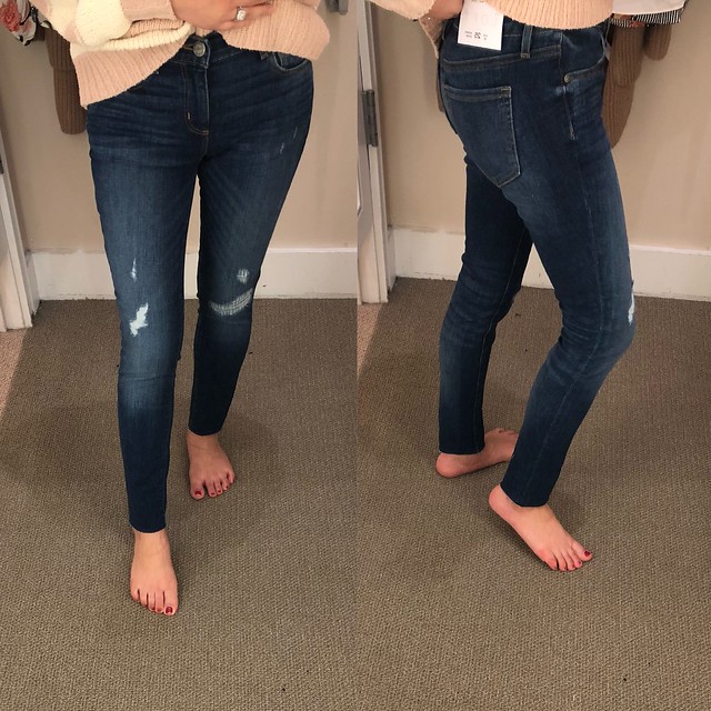  LOFT Modern Destructed Skinny Jeans in Dark Stonewash, size 25/0P 