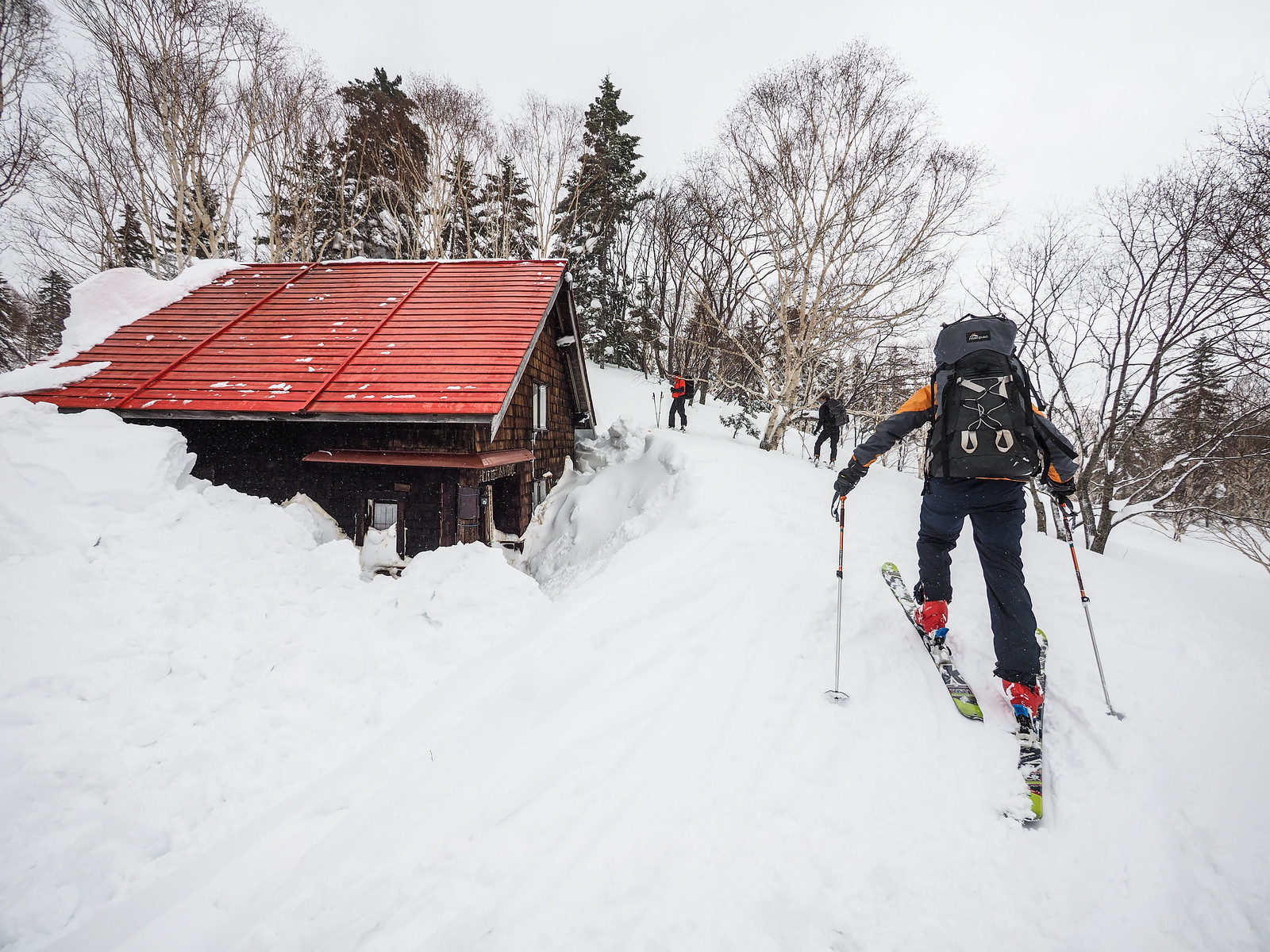Muine Hut ski touring (Sapporo City, Hokkaido, Japan)
