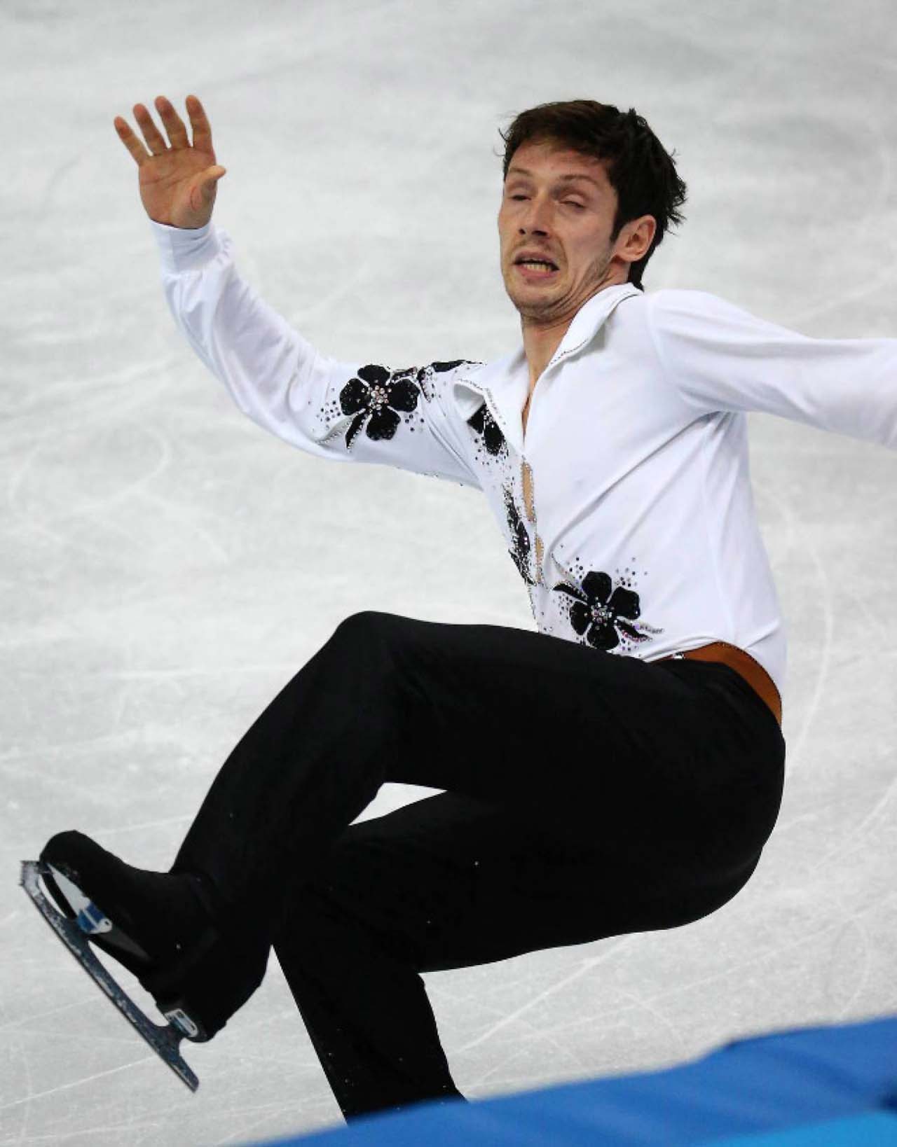 20 Hilarious Mid-Performance Faces Of Olympic Figure Skaters