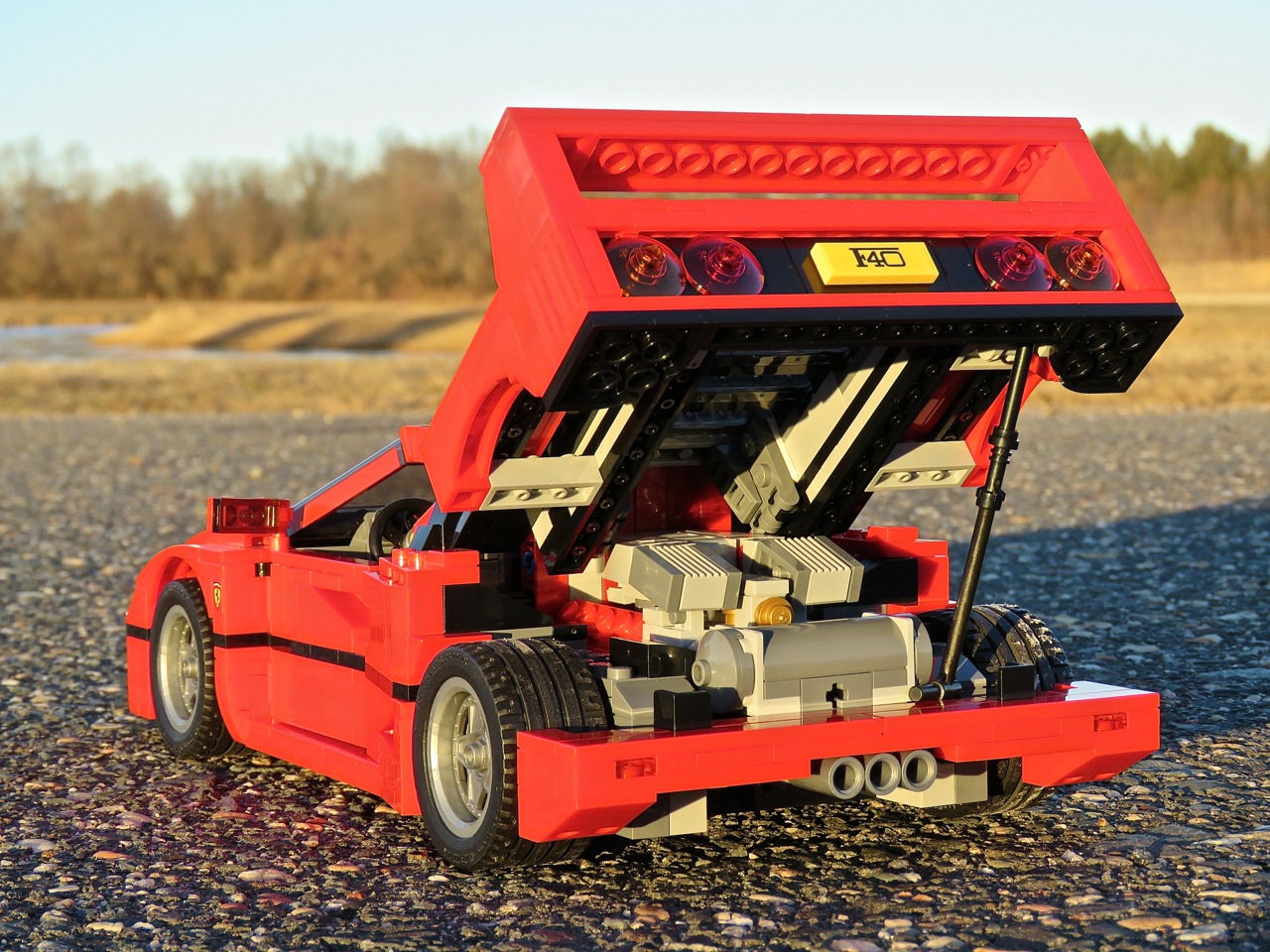 Lego Ferrari F40 11