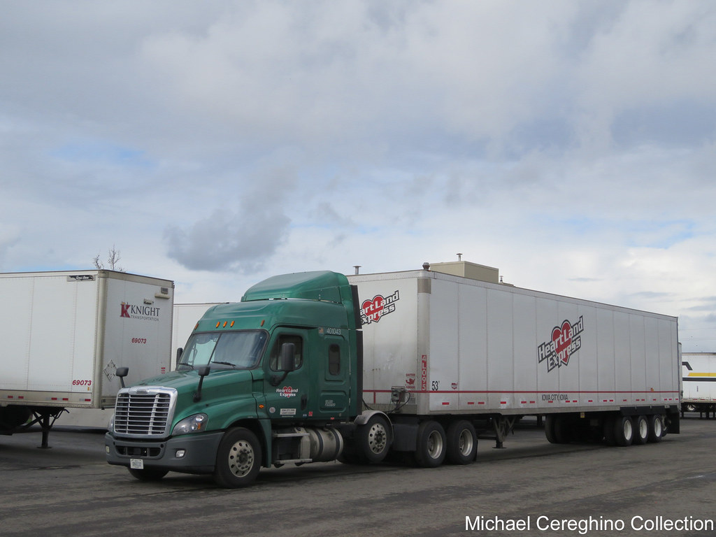 Heartland Express Freightliner Cascadia 4 axle, Truck# 401043 - a photo
