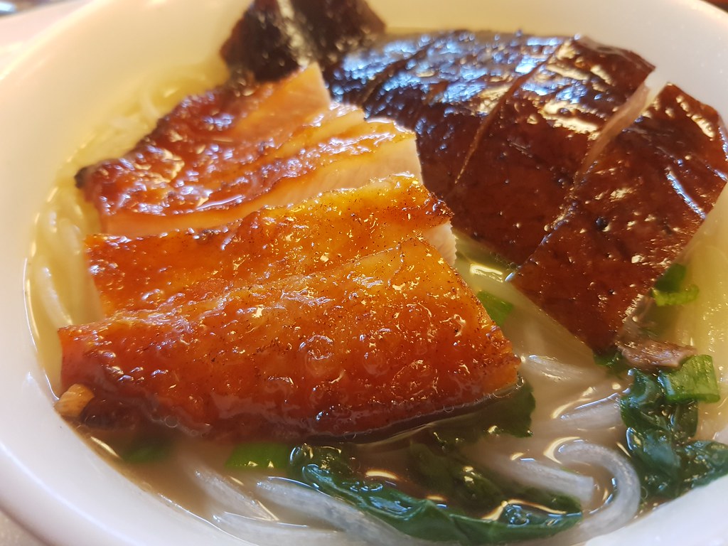 烧鸭猪软骨肉配奶粉和奶茶 Roasted Pork & Pork Tender Bone on w/Milk Tea $55 @ 老地方茶餐室 Sham Shui Po, Fuk Wa St, 191號 地下4-6