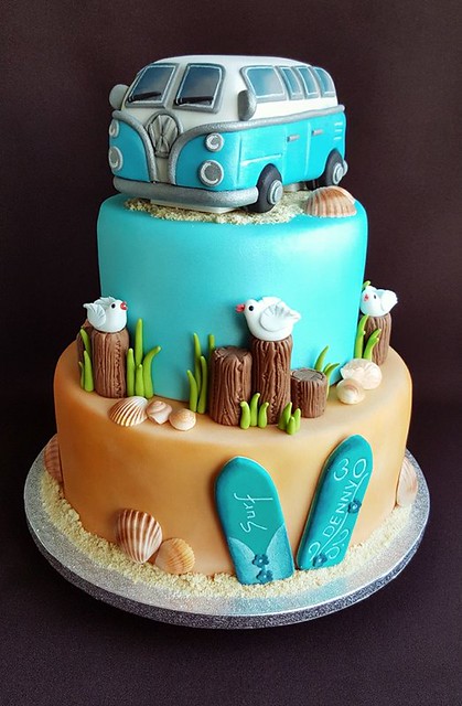 Cake by Simone Amroussi