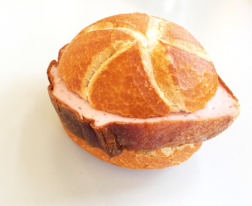 Meat loaf bun / Leberkässemmel
