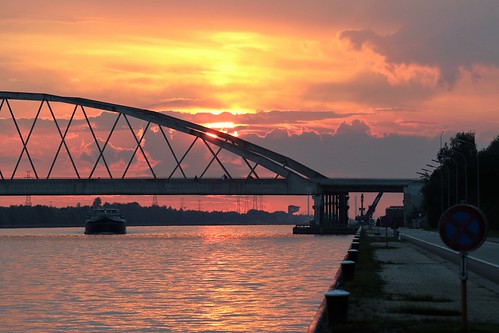 genk belgium sunset bridge water h20 europe sky belgie nature natural