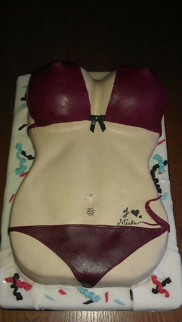 Bikini Cake by Michelle Sta Ines Hansson