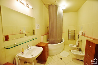 Friends Hostel Budapest Hungary (best hostel in Budapest) - shared bathroom