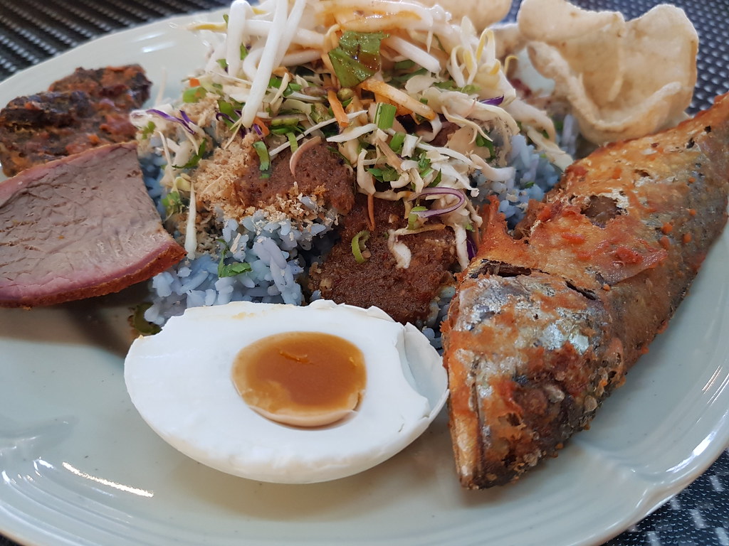 Nasi Kerabu w/Teh Tarik $12 @ Restoran Hatinie Shah Alam