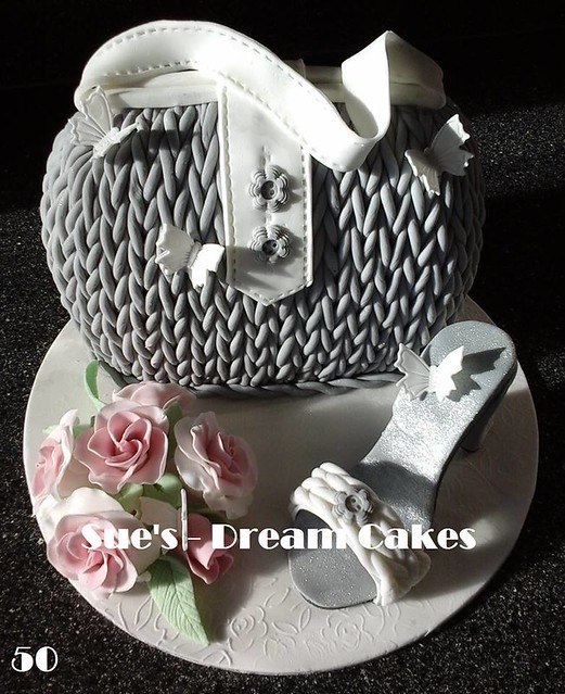 Knitted Handbag Cake by Sue's - Dream Cakes