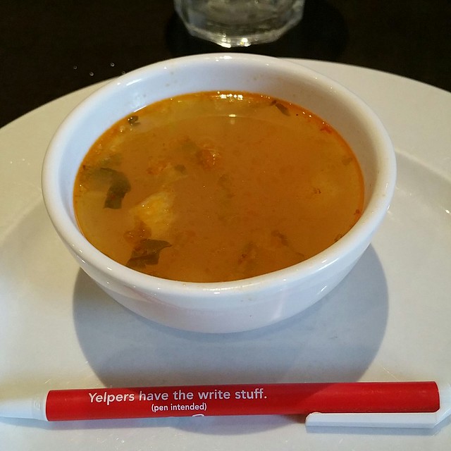2018-Jan-4 - Green Basil Thai Restaurant - tom yum soup with lunch special