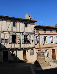 Castelnau-de-Montmiral