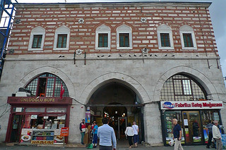 Istanbul - Spice Bazaar entrance