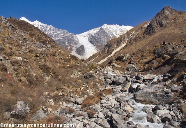 Por el cielo y el infierno de NEPAL. Trek Langtang - Blogs de Nepal - Trekking Langtang. Etapa 3: De Langtang a Kianjing Gompa (3)
