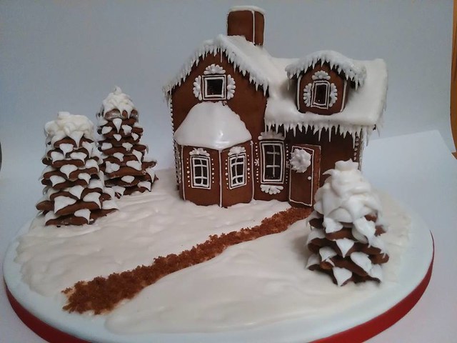 Gingerbread House Cake from Cake Deluxe by Susy