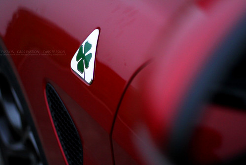 Alfa Romeo Quadrifoglio Verde vs Alfa 147 GTA